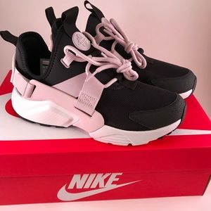 nike huarache city low rose